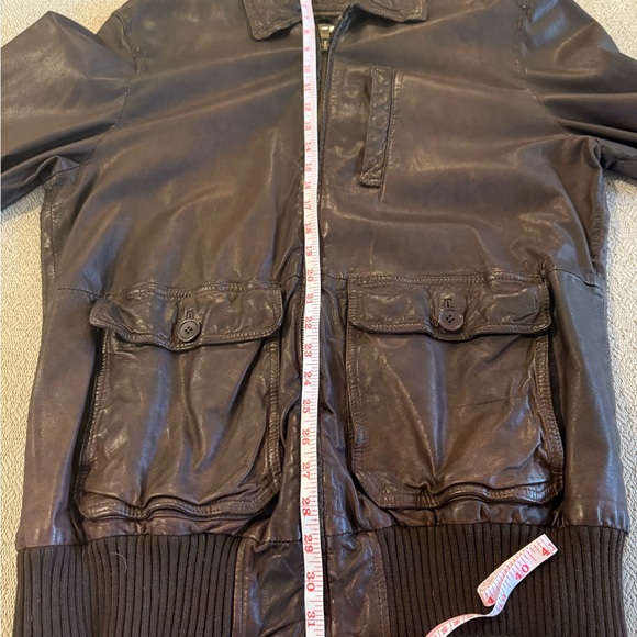 Leather jacket - Picture 8 of 13